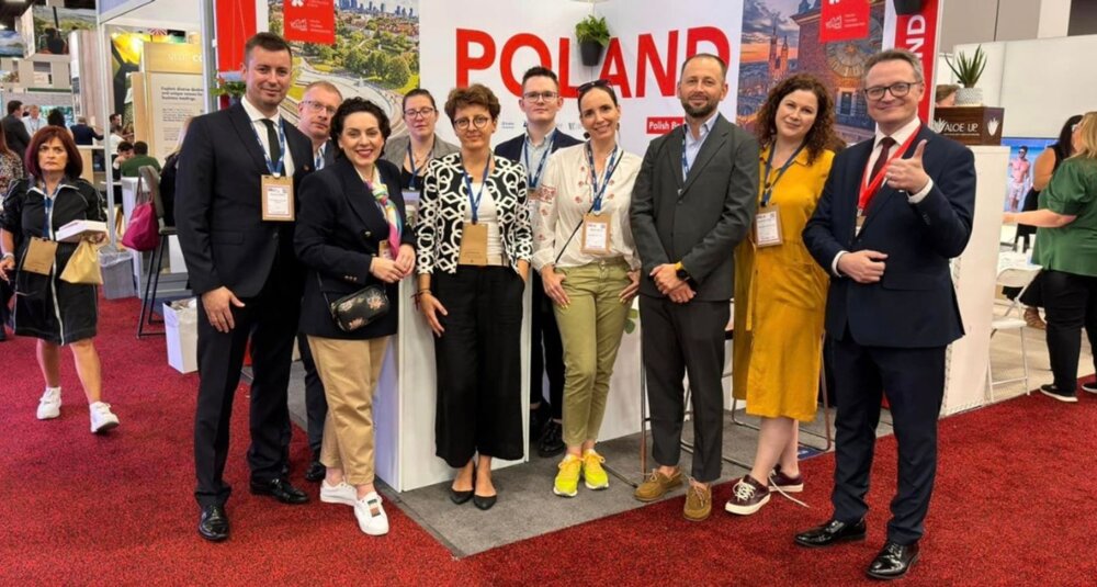 Polskie stoisko narodowe na IMEX America zorganizowała Polska Organizacja Turystyczna reprezentowana przez Poland Convention Bureau. Swoje oferty oraz możliwości promowało sześć polskich podmiotów