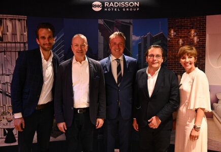 Connor Ryterski (RHG), Thomas Erdmann (Uniqua), Henryk Gaertner (GD&K Group), Federico J. González (RHG) i Valerie Schuermans (RHG)