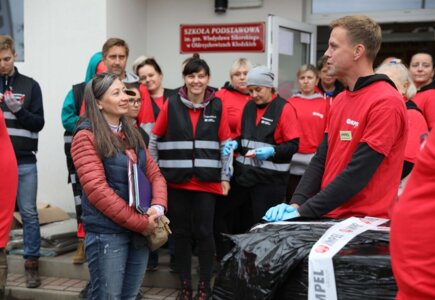 Ołdrzychowice Kłodzkie: sprzątanie szkoły podstawowej