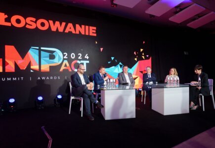 Sesja „Mechanizmy pozyskiwania międzynarodowych wydarzeń do Polski”: Jan Mazurczak (Poznań Convention Bureau), Łukasz Wilczyński (European Space Foundation), Tomasz Kobierski (Grupa MTP), prof. Tadeusz Uhl, Julia Jastrzębska (The Way) i Magdalena Kondas