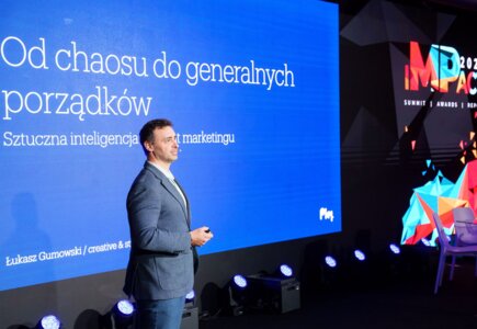 Sztuczna inteligencja w event marketingu – od chaosu do generalnych porządków: Łukasz Gumowski, Plej